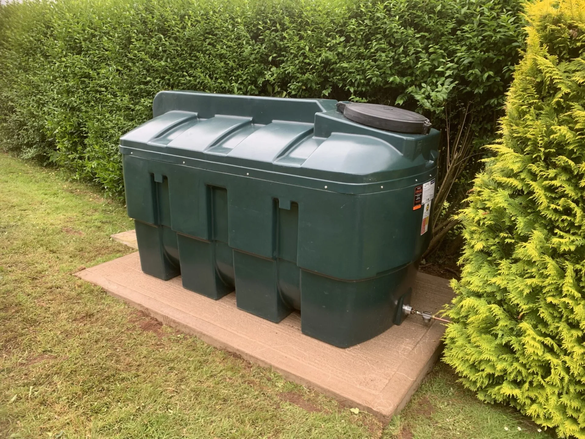 2500L plastic tank install — Wiveliscombe