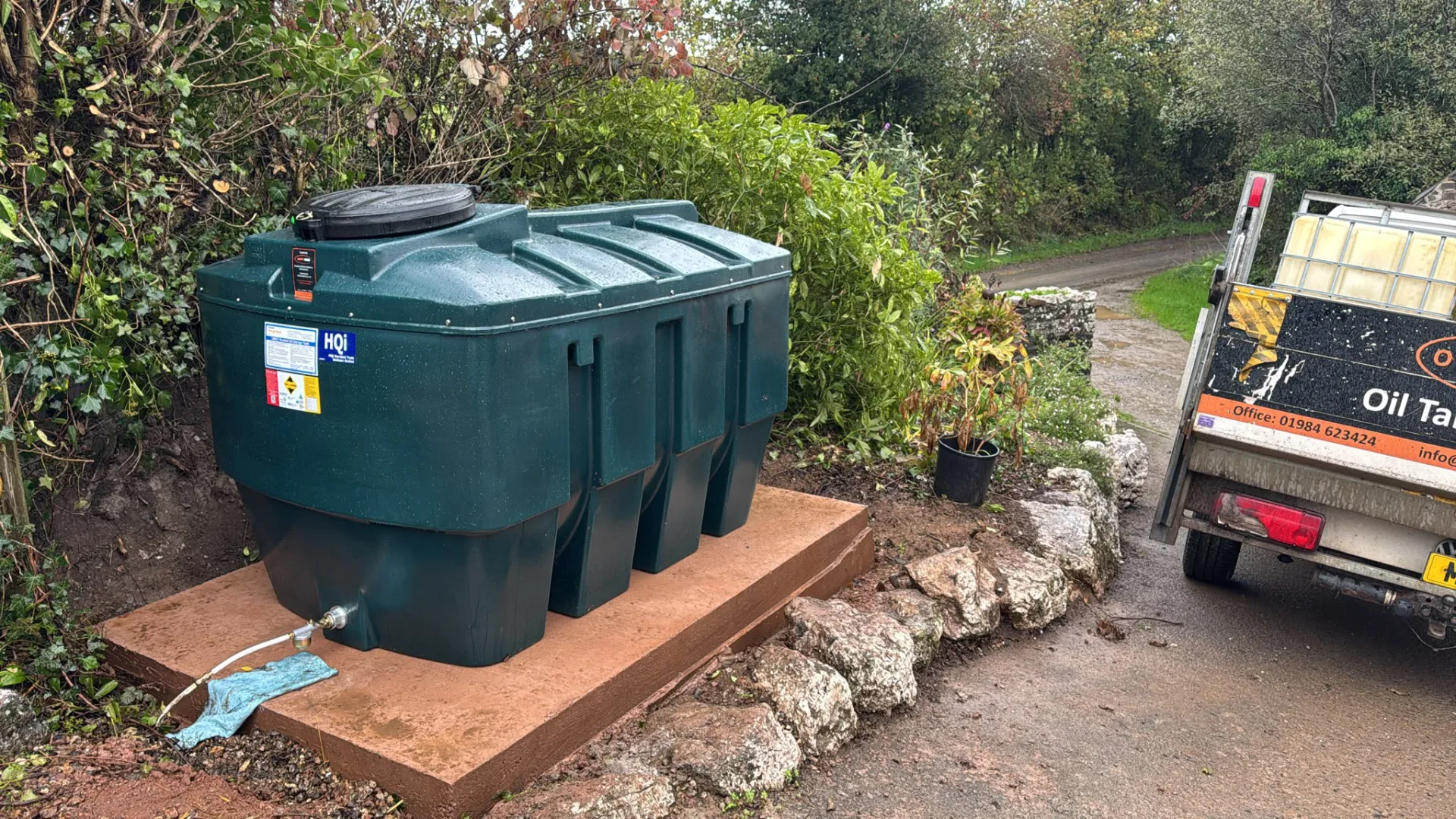 1,400 Litre HQI Oil Tank Installation